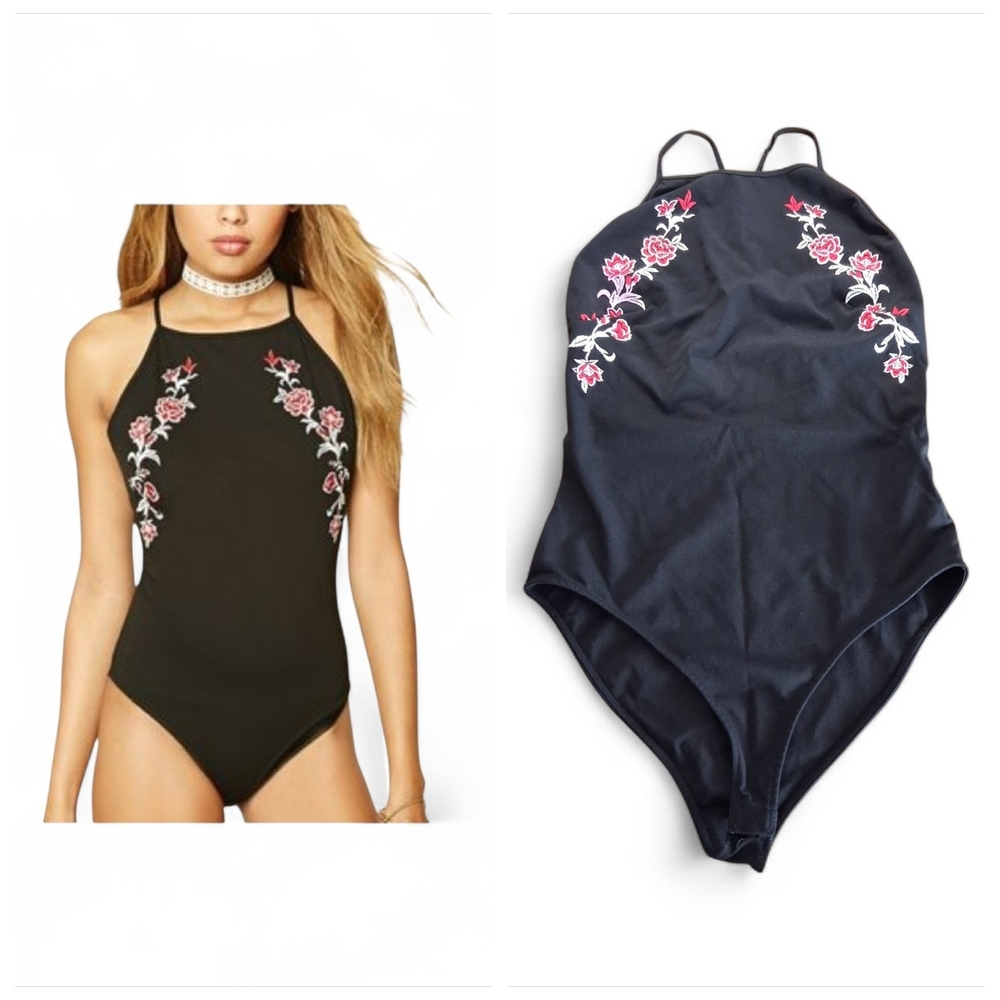 Forever 21 Black Embroidered Red Roses Bodysuit Womens Size Large